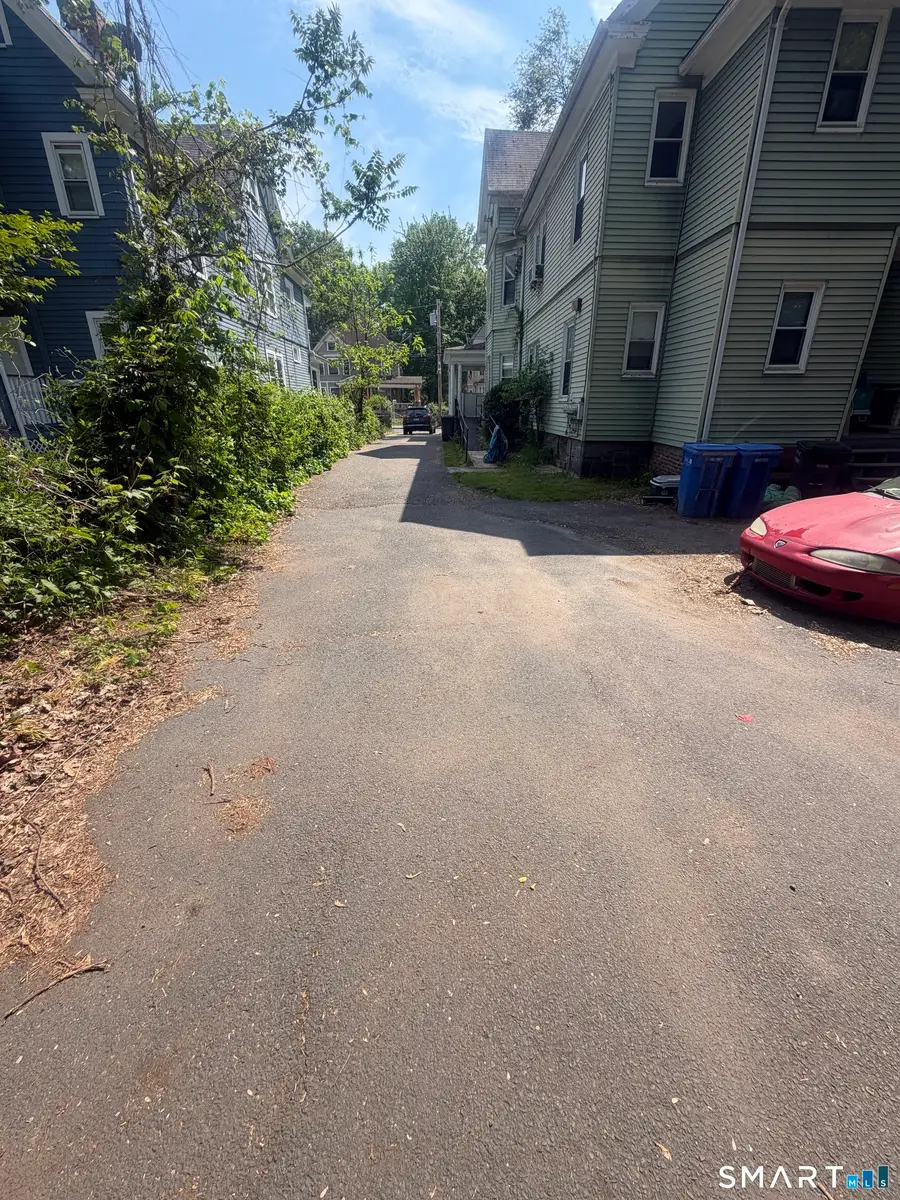 134-136 Greenfield Street, Hartford, CT 06112 - #3
