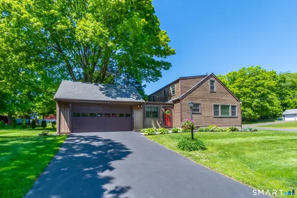 22 Elizabeth Street, Trumbull, CT 06611