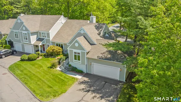1 Greenwich Lane, Avon, CT 06001