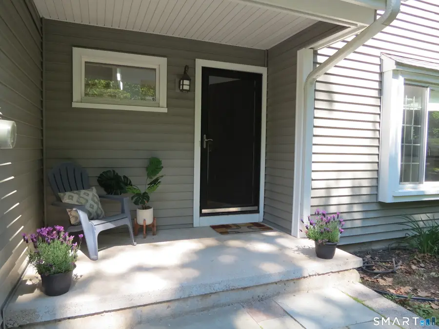 328 Tunxis Road, West Hartford, CT 06107 - #2
