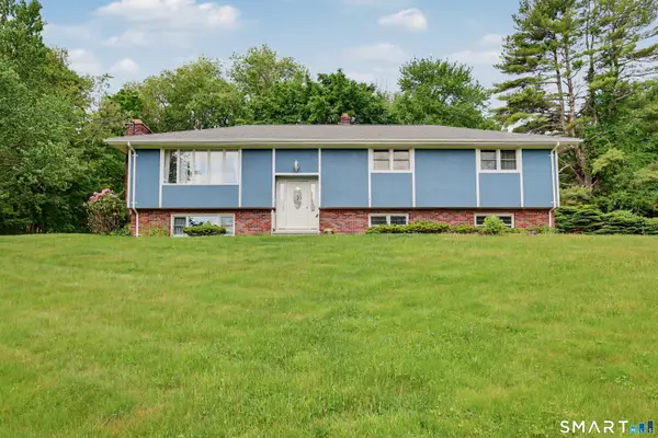 44 Haverhill Road, Trumbull, CT 06611