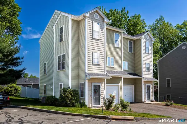 49 Quarry Farms Road #49, Meriden, CT 06451