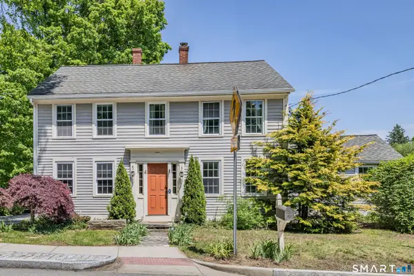 4 Tolland Green, Tolland, CT 06084