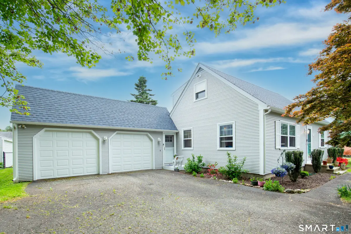 17 Willard Street, Old Saybrook, CT 06475 - #1