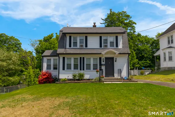24 Pleasant Avenue, Naugatuck, CT 06770