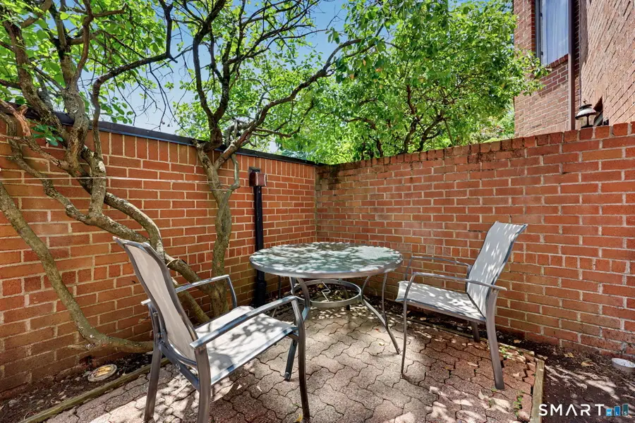 3300 Park Avenue #33, Bridgeport, CT 06604 - #2