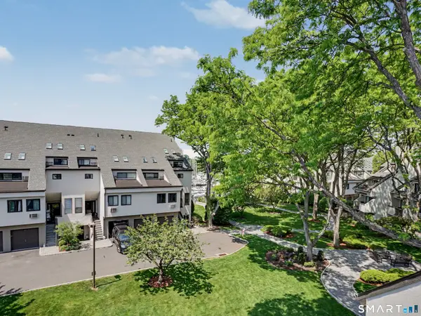 89 Harbor Drive #206, Stamford, CT 06902