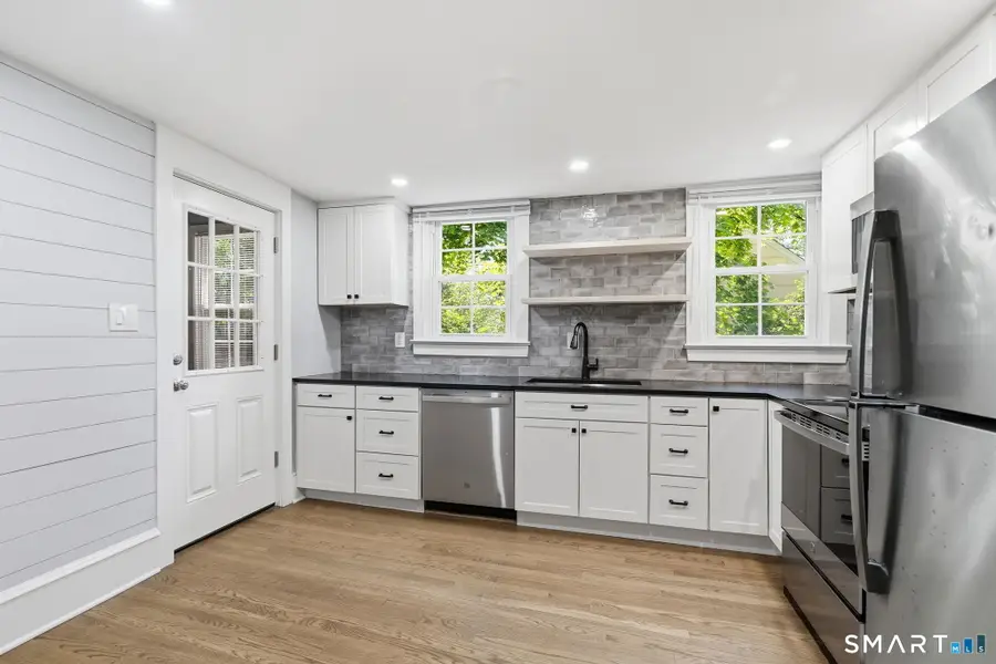6 Belmont Place, Norwalk, CT 06853 - #3
