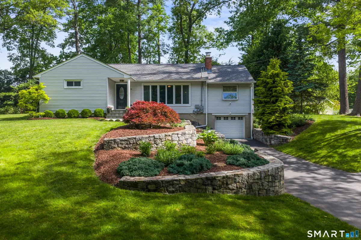 24 Beechwood Drive, Newtown, CT 06482 - #1