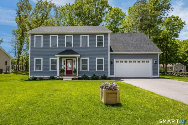 2 Martys Way, Ledyard, CT 06339
