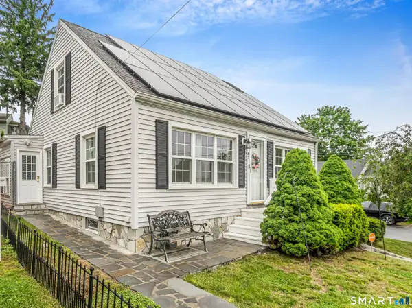 67 Corona Drive, Waterbury, CT 06708