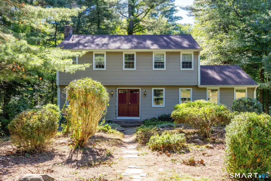 10 Horseshoe Drive, East Granby, CT 06026 - #2