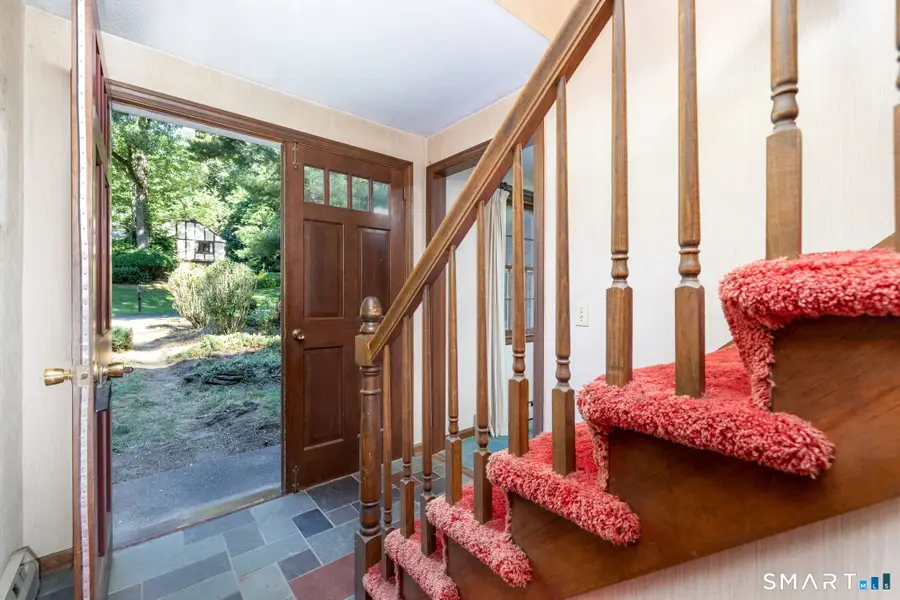 10 Horseshoe Drive, East Granby, CT 06026 - #3