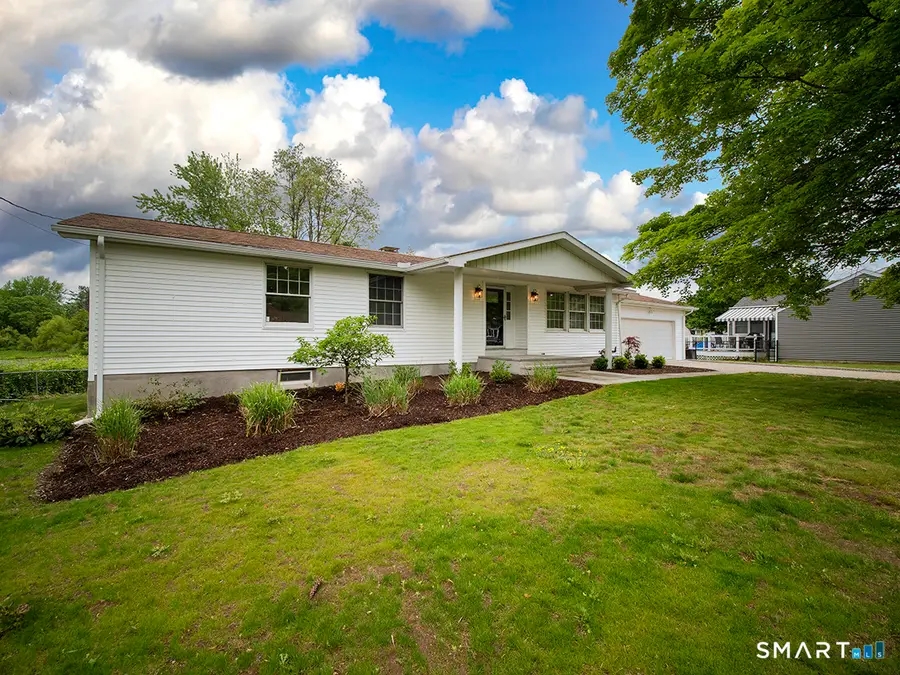 6 Warren Road, Woodbridge, CT 06525 - #2