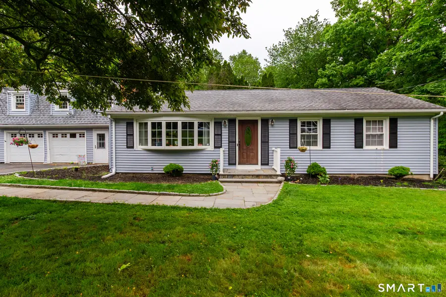 23 Great Neck Road, Trumbull, CT 06611 - #2