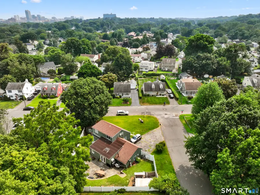 37 Old Barn Road South, Stamford, CT 06905 - #2
