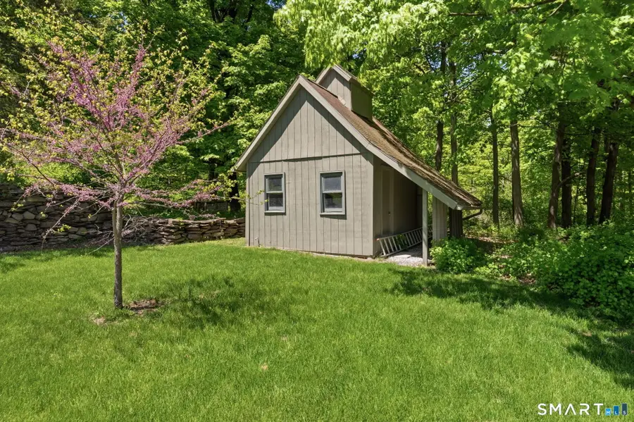 32 Juniper Road, Bloomfield, CT 06002 - #3