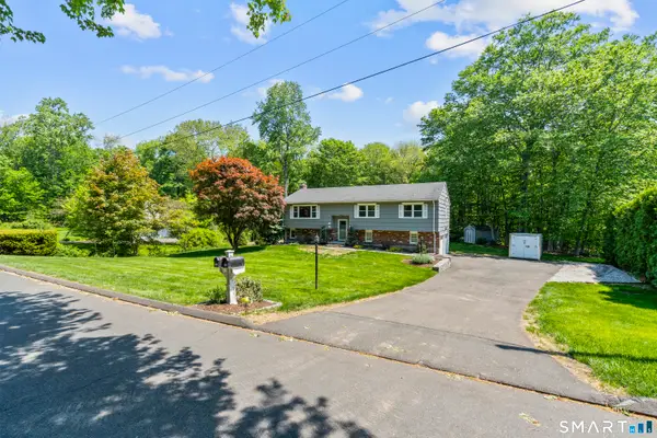 148 Osborn Lane, Monroe, CT 06468