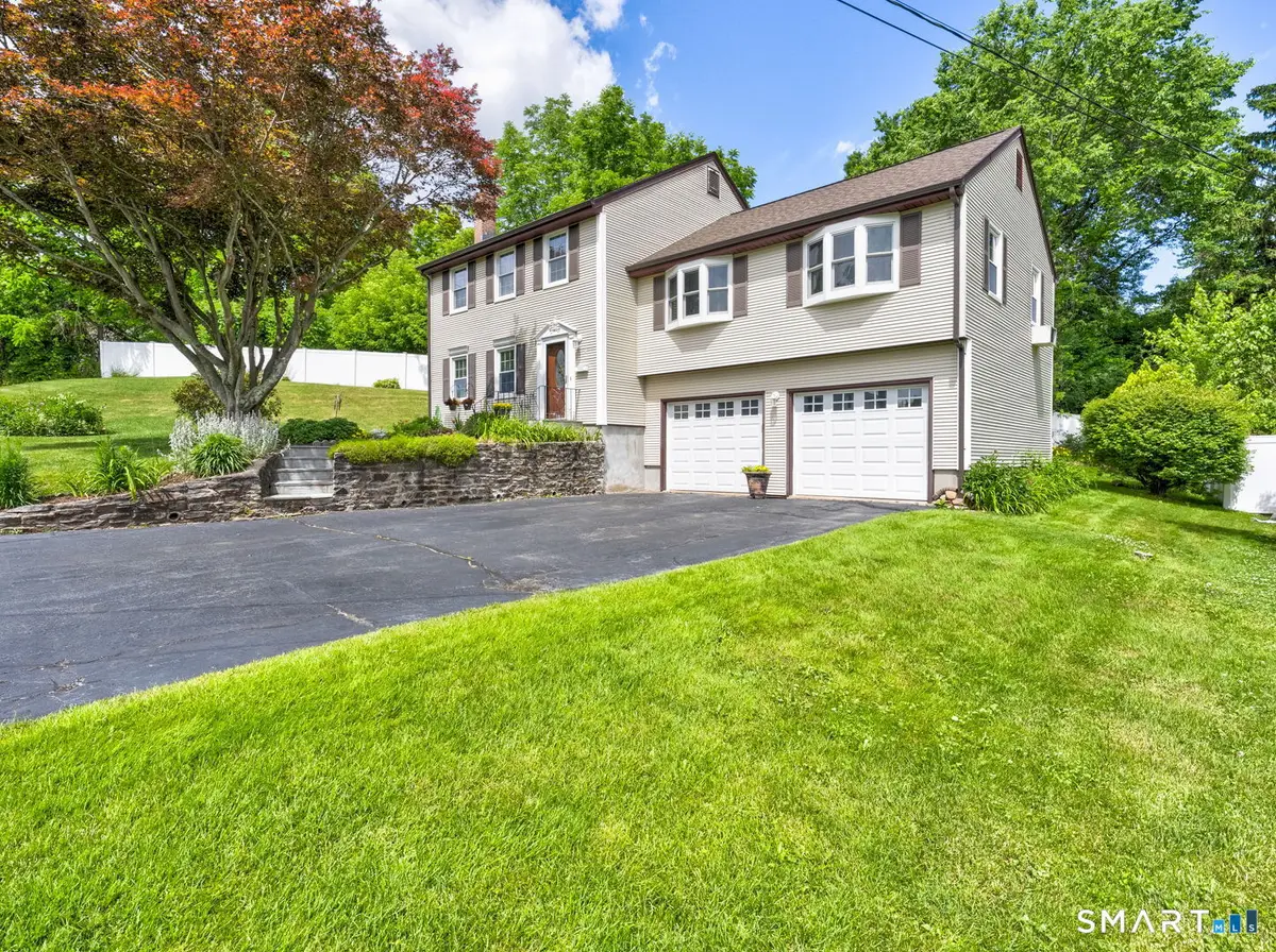 4 Lee Circle, Bloomfield, CT 06002 - #1