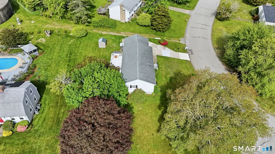 18 Billings Street, Pawcatuck, CT 06379 - #3