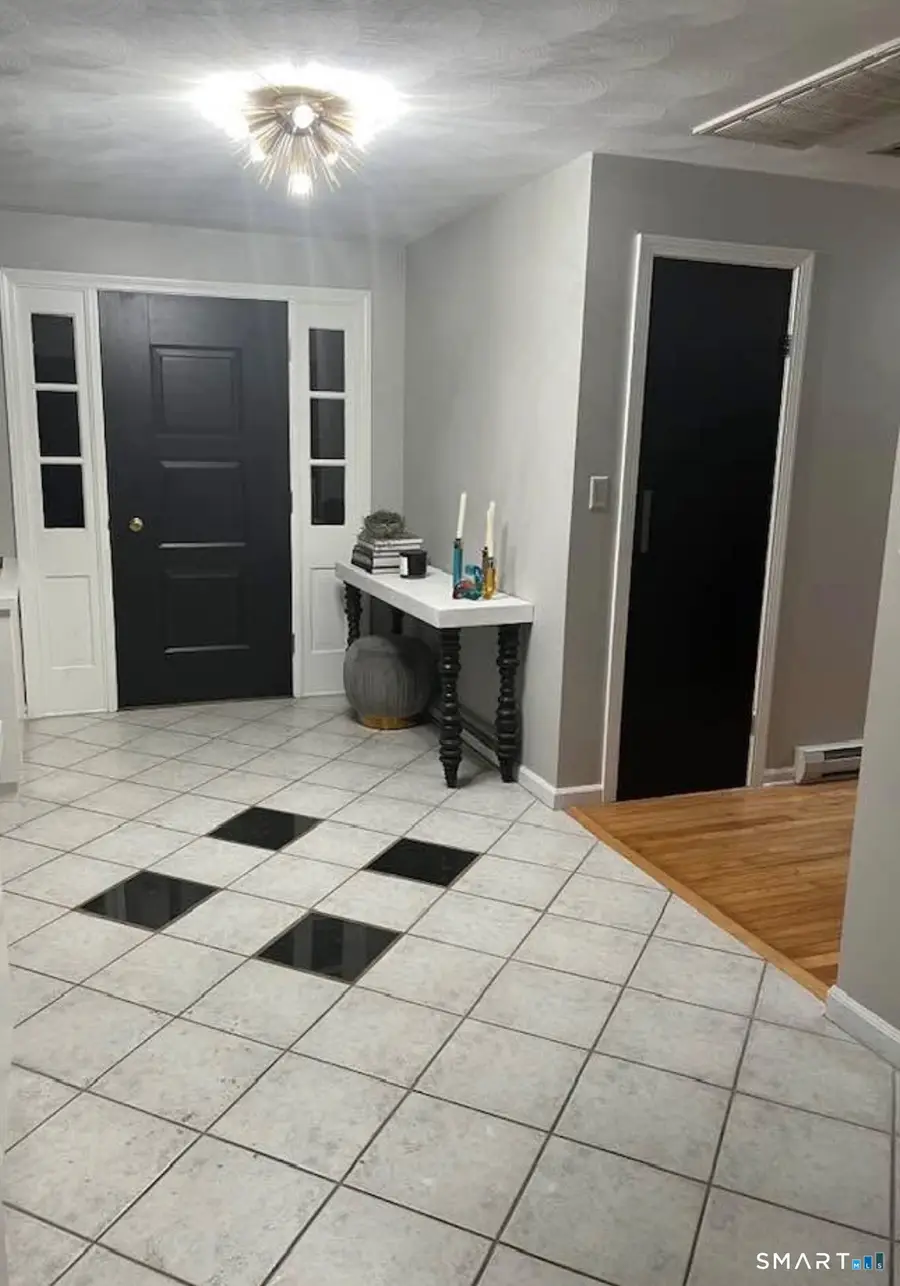41 Sunny Lane, Meriden, CT 06450 - #3