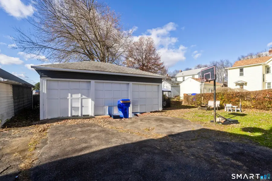 4 Columbus Avenue, Enfield, CT 06082 - #3