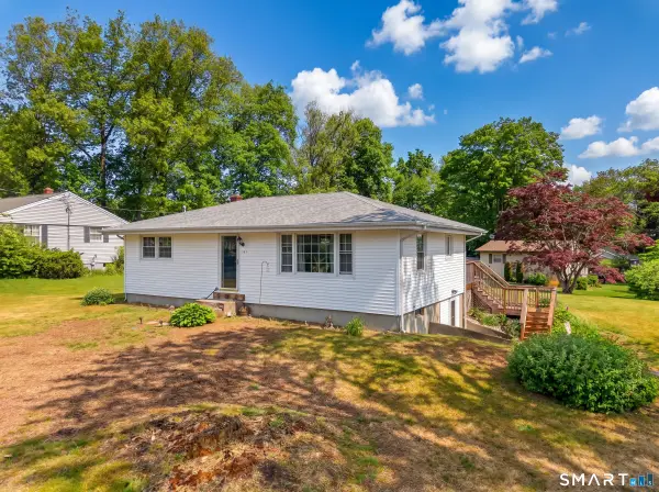 141 Browning Road, Norwich, CT 06360