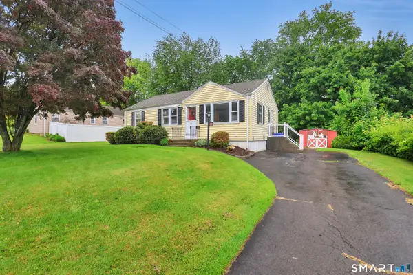 19 Litchfield Place, Rocky Hill, CT 06067