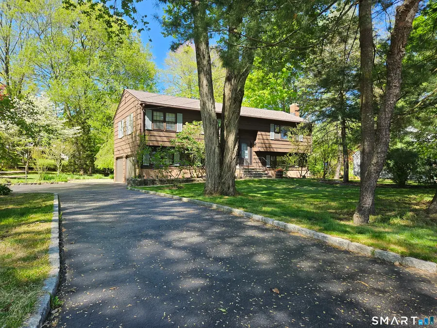 2010 Old Town Road, Trumbull, CT 06611 - #3