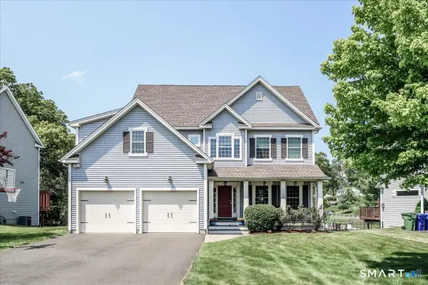 16 Fieldstone Lane, Southington, CT 06489