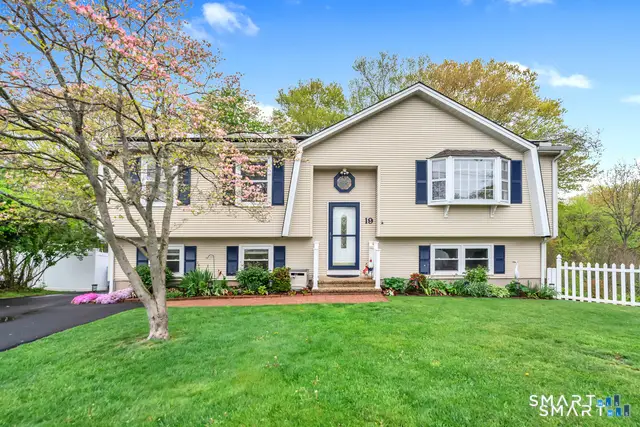 19 Robertson Drive, Hamden, CT 06518 - #1