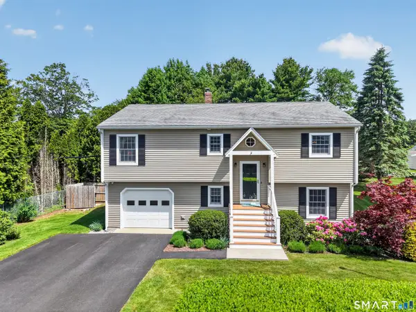 35 Bruggeman Place, Stonington, CT 06355