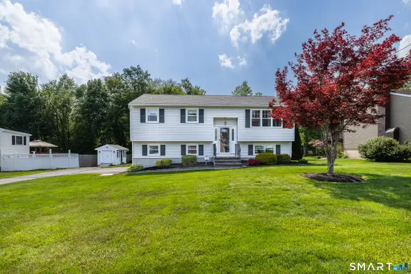 14 Hotchkiss Drive, Bristol, CT 06010