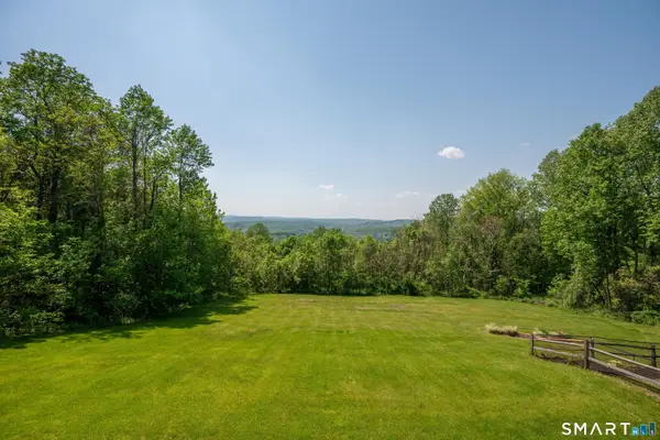 20 Timber Lane, New Milford, CT 06776