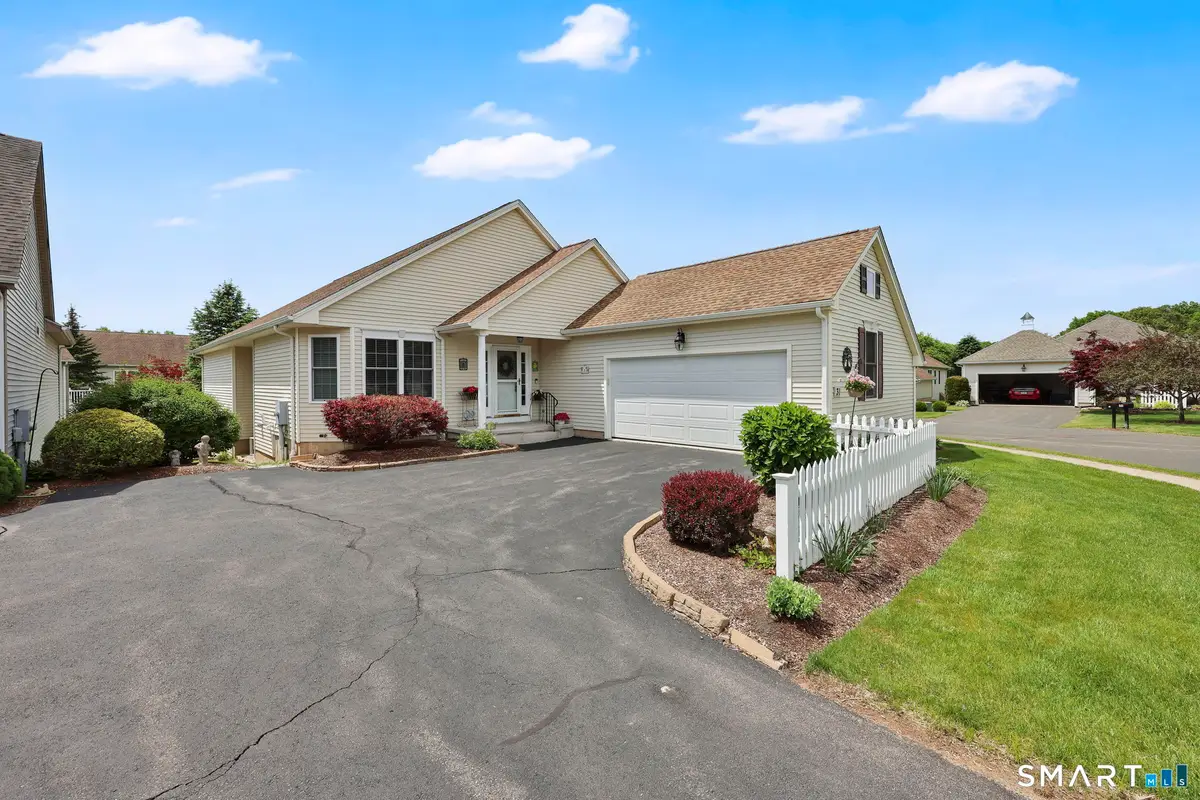 31 Ross Way #31, Windsor Locks, CT 06096 - #1