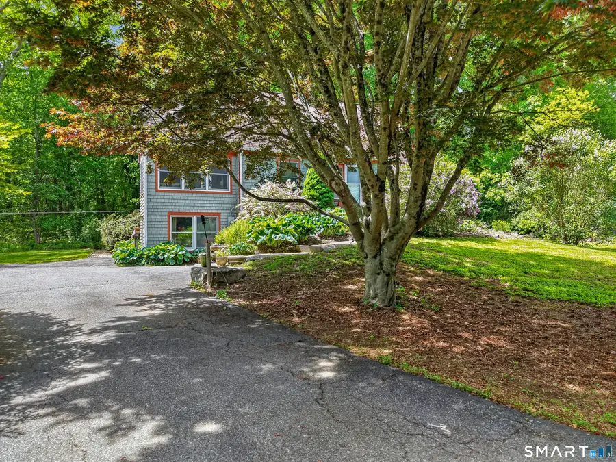 8 Lee Brook Drive, Ledyard, CT 06339 - #2