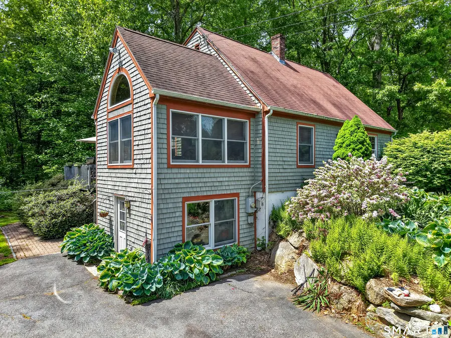 8 Lee Brook Drive, Ledyard, CT 06339 - #3