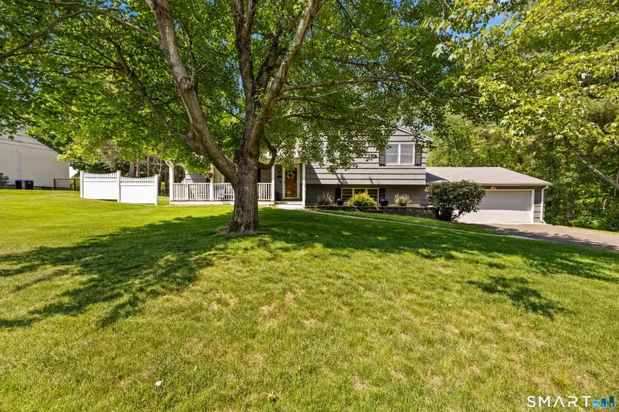 59 Surrey Drive, North Haven, CT 06473 - #2