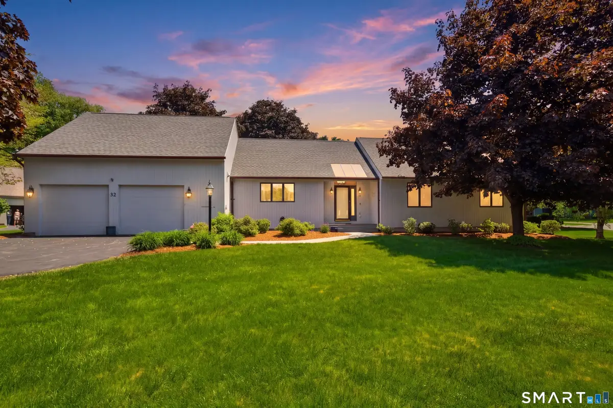 32 Deep Brook Harbor #32, Suffield, CT 06078 - #1