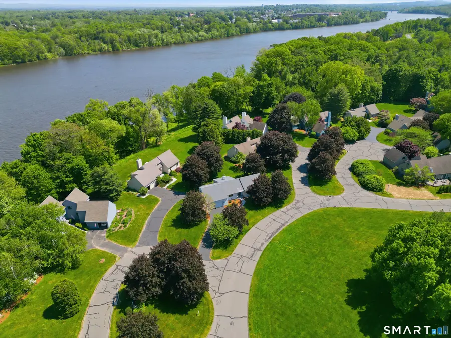 32 Deep Brook Harbor #32, Suffield, CT 06078 - #2