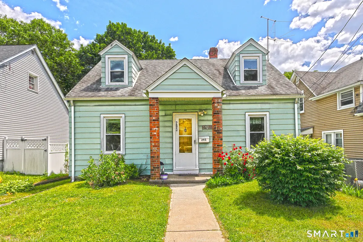 293 Pleasantview Avenue, Bridgeport, CT 06606 - #1