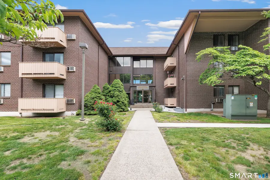 40 California Street #A2, Stratford, CT 06615 - #2