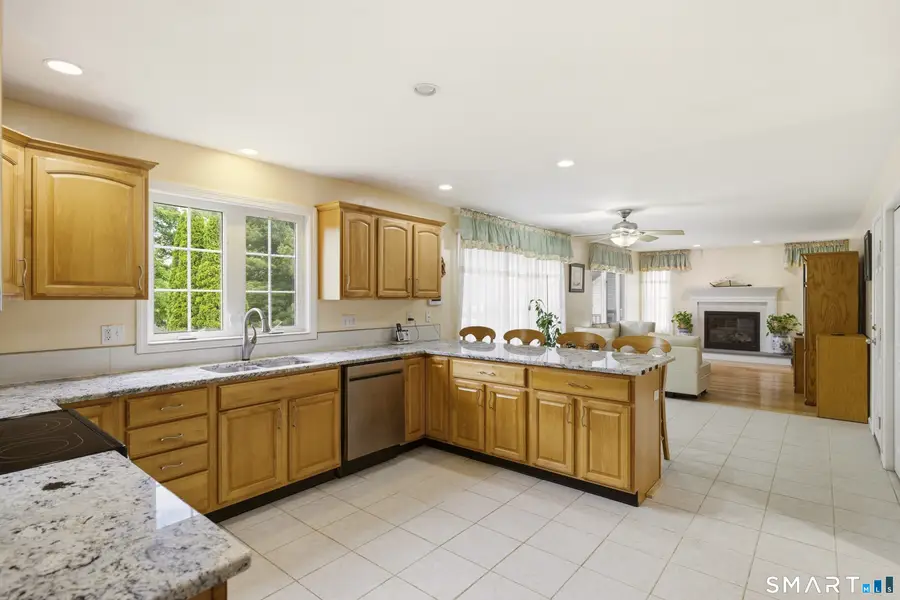 43 Kyle Court, Meriden, CT 06450 - #3