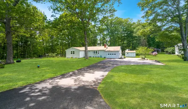 33 Case Circle, Haddam, CT 06441