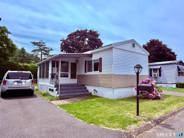 14 Arapaho Drive, East Hartford, CT 06118