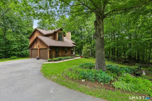 31 Cortland Drive, New Milford, CT 06776