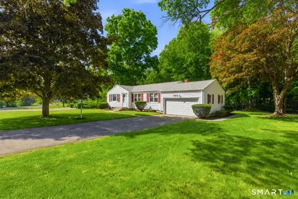 852 Brookside Drive, Orange, CT 06477