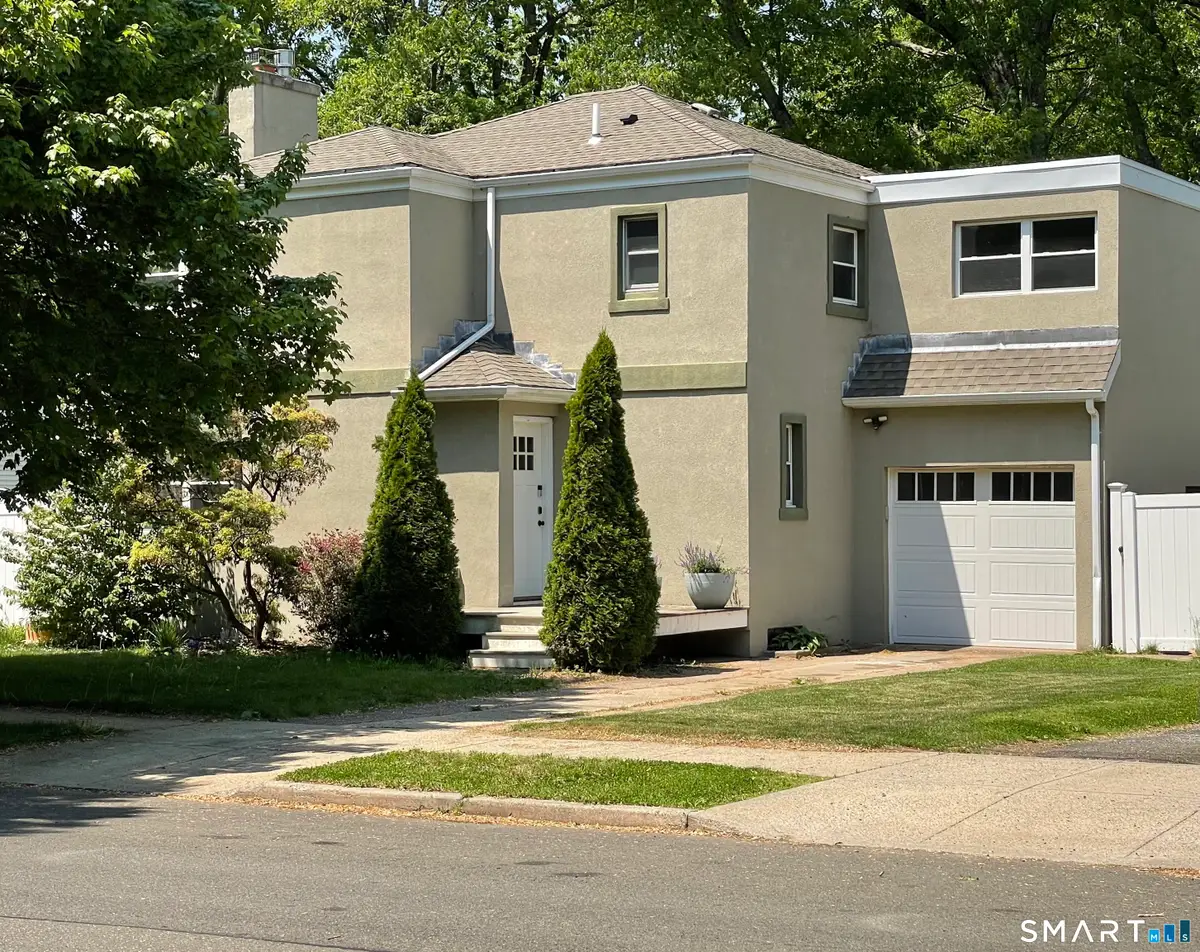 110 Lakeview Terrace, New Haven, CT 06515 - #1