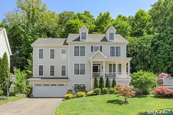 9 Washington Circle #9, Southbury, CT 06488