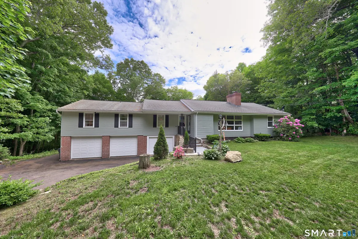 37 Anella Drive, Bethany, CT 06524 - #1